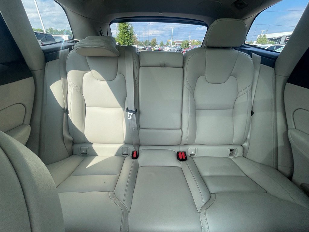 2022 Volvo XC60 Inscription