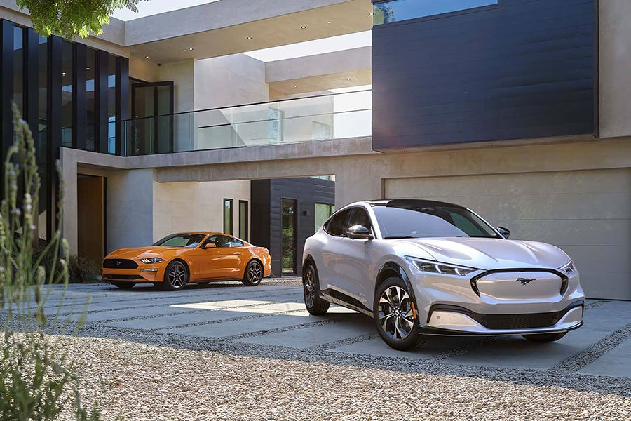 2022 Ford Mustang Mach-E