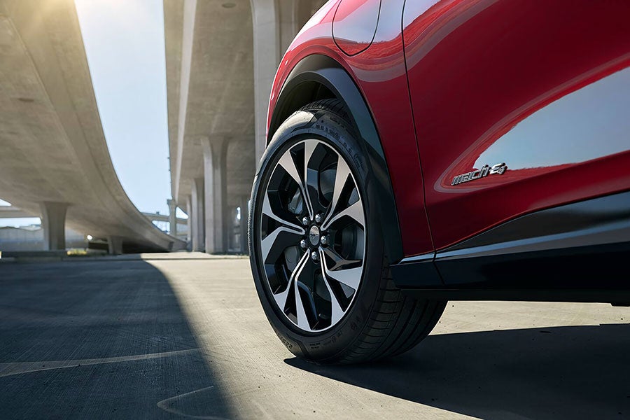 2022 Ford Mustang Mach-E