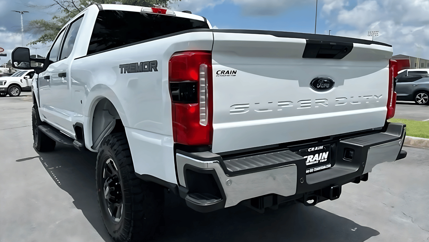 Side View of the 2025 Ford F-350